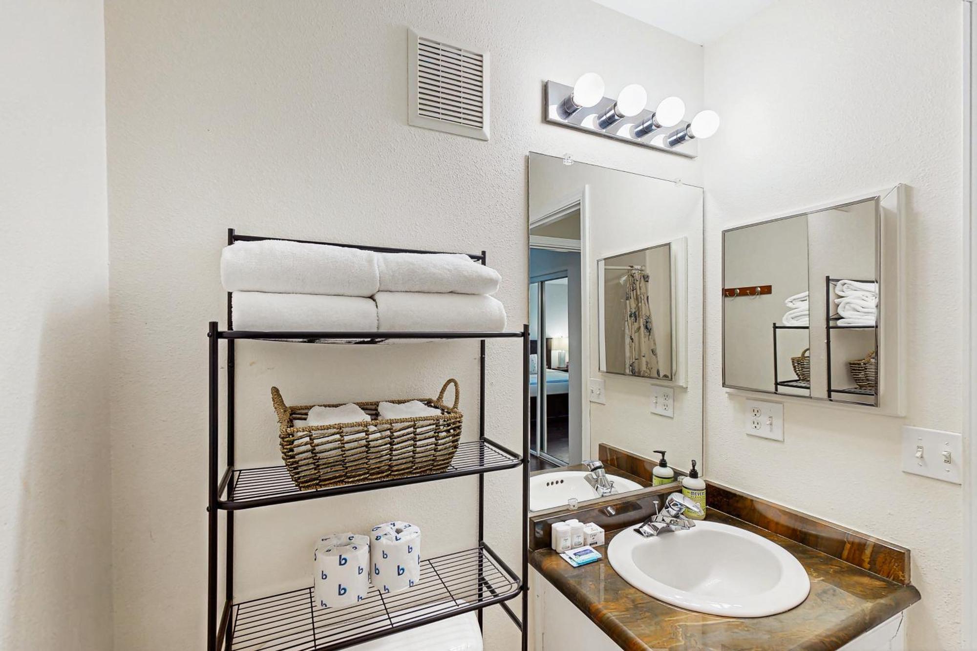 Waters Edge Apartamento Salishan Beach Quarto foto